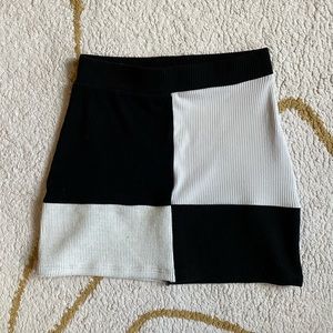 Black and white mod color block skirt
